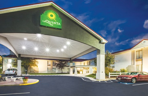 Waldorf Hotel | La Quinta Inn by Wyndham Waldorf