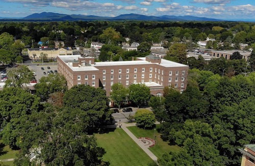 Glens Falls Hotel | The Queensbury Hotel