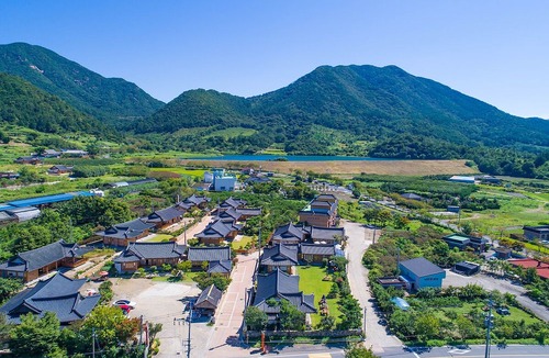 Nagan-myeon Hotel | Mr.Choi Hanok Pension