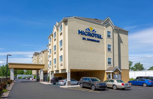 Niagara Falls Hotel | Microtel Inn & Suites by Wyndham Niagara Falls