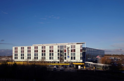 Bishop's Stortford Hotel | Radisson Blu Hotel London Stansted Airport