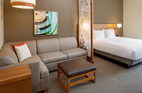 Downtown Hotel | Hyatt Place Glendale/Los Angeles