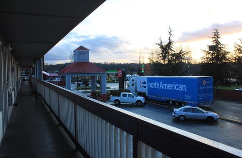 Fife Hotel | Travelodge by Wyndham Port of Tacoma WA