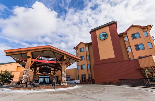 Loleta Hotel | Bear River Casino Resort