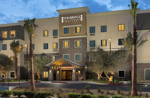 Corona Hotel | Staybridge Suites Corona South, an Ihg Hotel