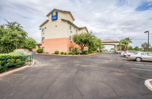Cortaro Hotel | Comfort Inn & Suites North Tucson - Marana