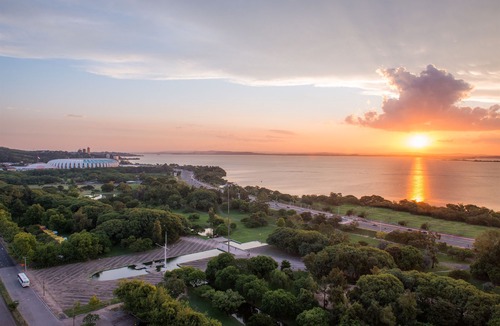 Praia de Belas Hotel | Blue Tree Towers Millenium Porto Alegre