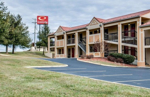Christiansburg Hotel | Econo Lodge Christiansburg-Blacksburg I-81