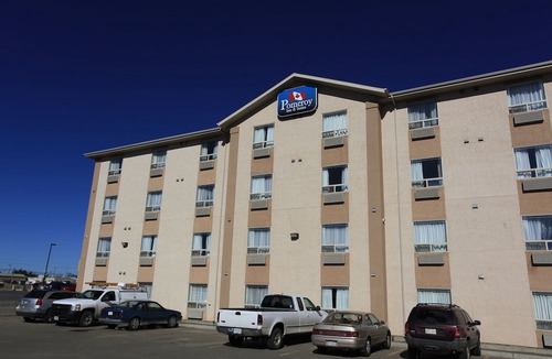 Fort St. John Hotel | Pomeroy Inn & Suites Fort St. John