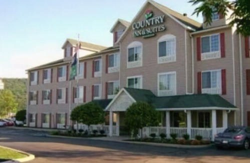 Big Flats Airport Hotel | Country Inn & Suites by Radisson, Big Flats (Elmira), NY