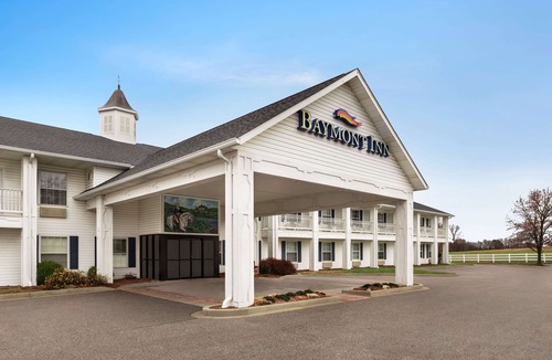 Washington Hotel | Baymont by Wyndham Washington