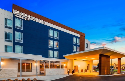 Chambersburg Hotel | SpringHill Suites by Marriott Chambersburg