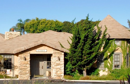 Motel District Hotel | Cottage Inn by The Sea