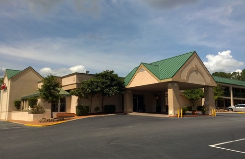 Warner Robins Hotel | Ramada by Wyndham & Suites Warner Robins