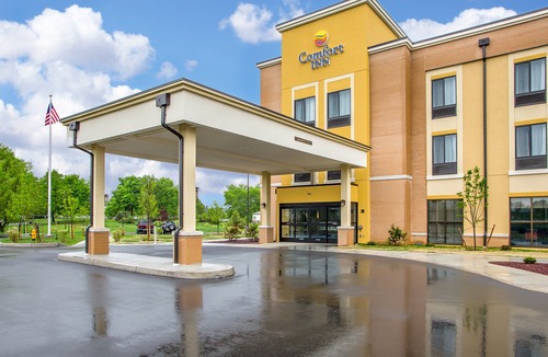 Fond du Lac Hotel | Comfort Inn