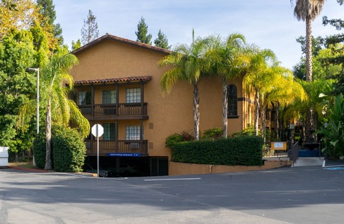 Mountain View Hotel | Hotel Zico