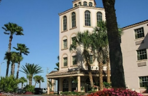 Sebring Hotel | Inn on The Lakes