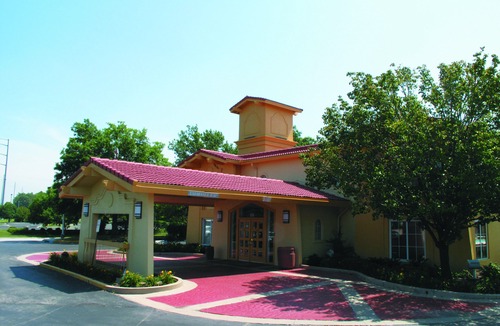 Lenexa Hotel | La Quinta Inn by Wyndham Kansas City Lenexa