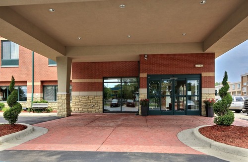 Canton Hotel | Comfort Suites Canton