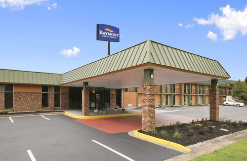 Salem Hotel | Baymont by Wyndham Salem Roanoke Area