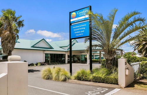 Cleveland Hotel | Comfort Hotel Pacific Cleveland