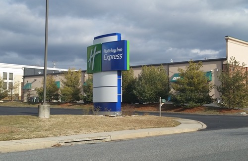 Edgewood Hotel | Holiday Inn Express Edgewood-Aberdeen-Bel Air, an Ihg Hotel