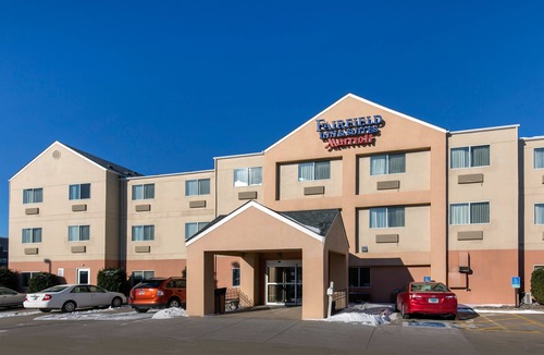 St. Cloud Hotel | Fairfield Inn & Suites St. Cloud