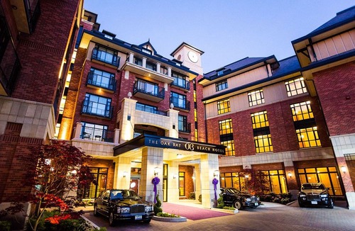 South Oak Bay Hotel | Oak Bay Beach Hotel