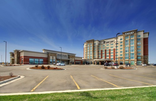 Cape Girardeau Hotel | Drury Plaza Hotel Cape Girardeau Conference Center
