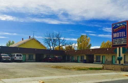 Lovell Hotel | Western Motel
