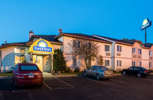 Eau Claire Hotel | Days Inn by Wyndham West-Eau Claire