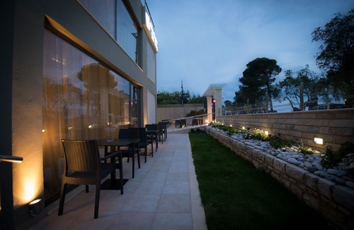 Mikri Mantineia Hotel | Mantinia Bay Hotel