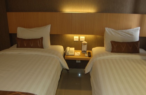 Melawai Hotel | D'Cozie Hotel by Prasanthi
