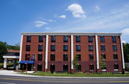 Berwyn Hotel | Best Western Plus College Park Hotel