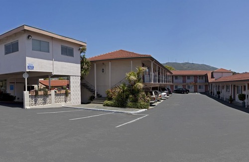 Daly City Hotel | El Camino Inn