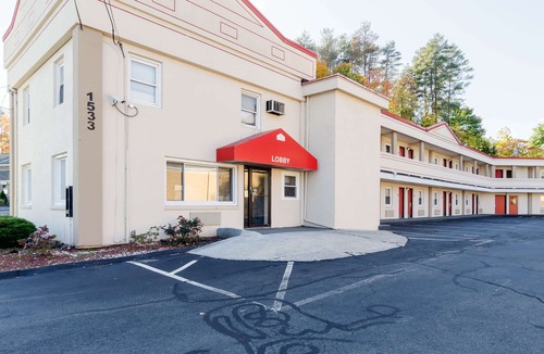 West Springfield Hotel | Econo Lodge West Springfield Hwy 5