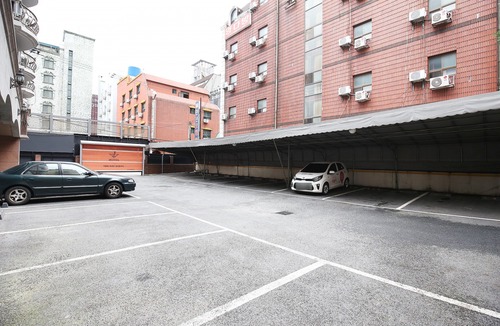 Dong-gu Hotel | Daejeon Yongjeon J