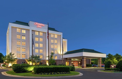 Potomac Falls Hotel | Hampton Inn Dulles/Cascades