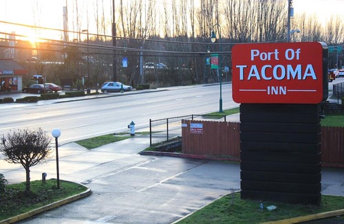 Fife Hotel | Travelodge by Wyndham Port of Tacoma WA