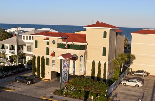 Tybee Island Hotel | DeSoto Beach Hotel