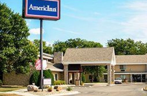 Owatonna Hotel | Baymont by Wyndham Owatonna