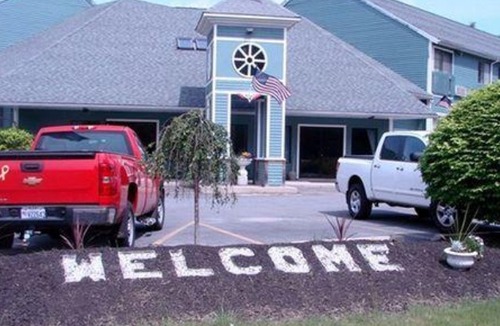 Seabrook Hotel | Best Western Hampshire Inn