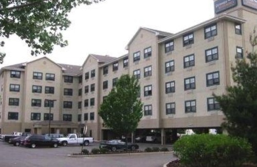 Rutherford Hotel | Extended Stay America Suites - Meadowlands - Rutherford
