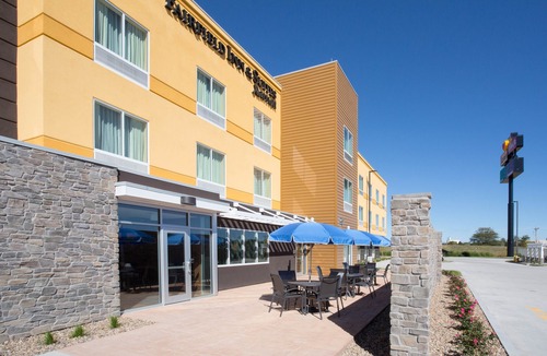 Burlington Hotel | Fairfield Inn & Suites by Marriott Burlington