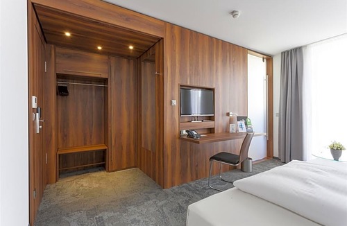 Koenigsbrunn Hotel | Best Western Hotel am Europaplatz