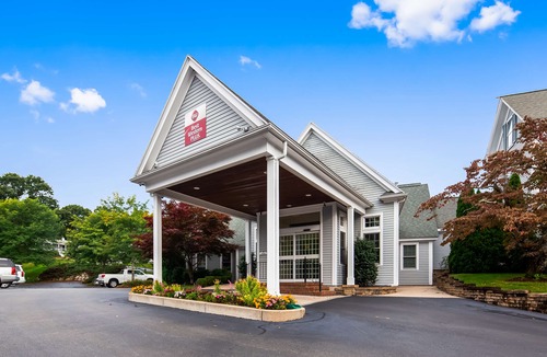 Plymouth Hotel | Best Western Plus Cold Spring