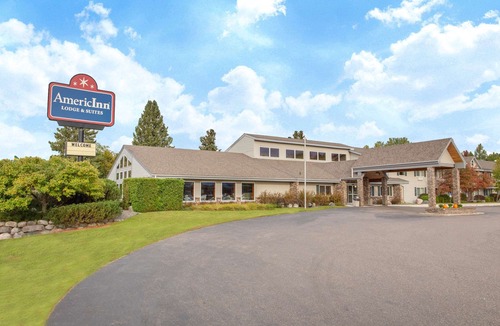 Rhinelander Hotel | AmericInn by Wyndham Rhinelander