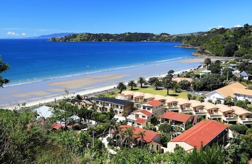 Onetangi Hotel | Onetangi Beach Apartments