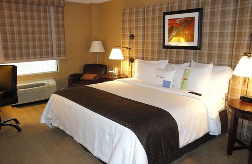 Mount Saint Joseph Hotel | DoubleTree by Hilton Cincinnati Airport