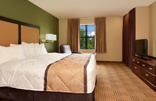 Potomac Falls Hotel | Extended Stay America Suites - Washington, DC - Sterling